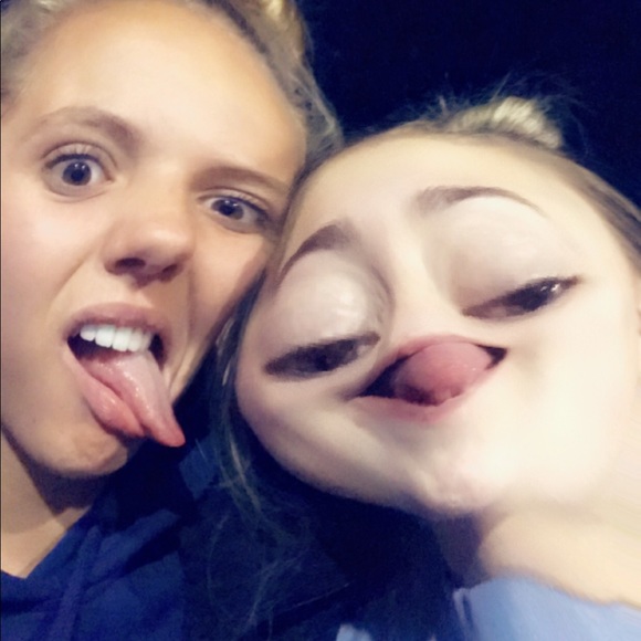 Meet your Posher, Chloe - Picture 1 of 1